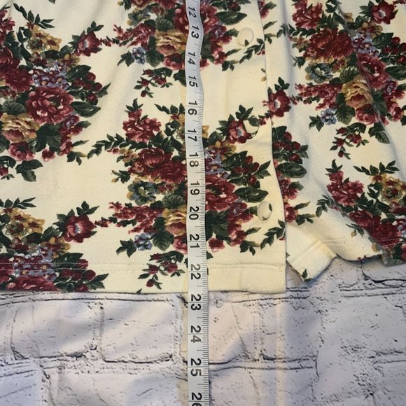 90s Vintage Petite Cotton Button up Floral Skirt, size M - Picture 5 of 8